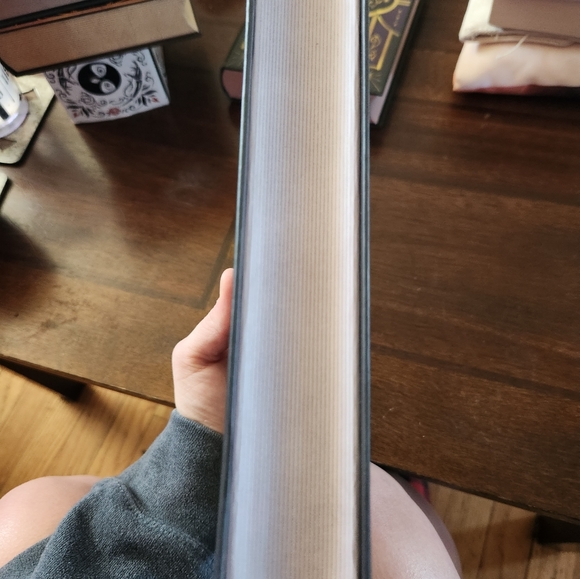 FairyLoot Hidden Book Volume IV - Picture 5 of 8